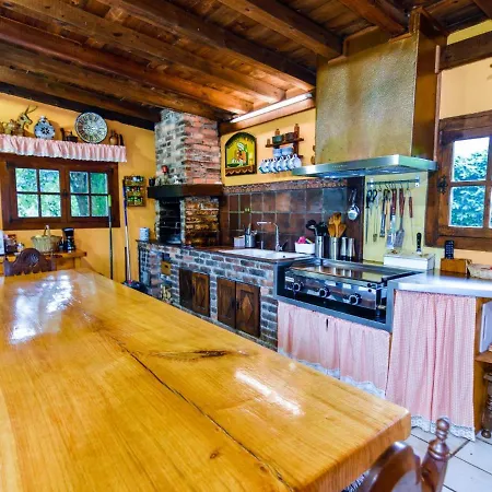 Preciosa Casa Con Espectacular Jardin Holiday home Pamanes