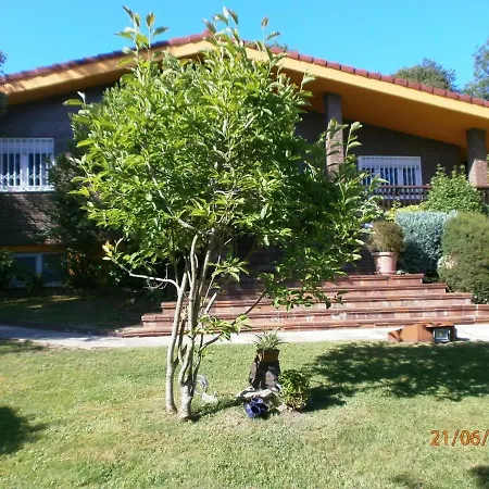 Preciosa Casa Con Espectacular Jardin