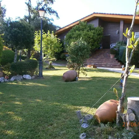 Preciosa Casa Con Espectacular Jardin * Pamanes